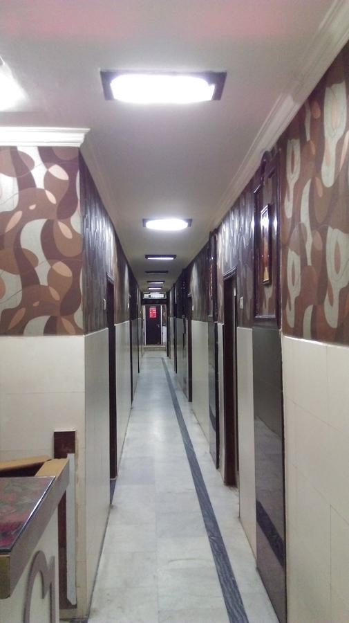 Hotel Prince B Гувахати Екстериор снимка